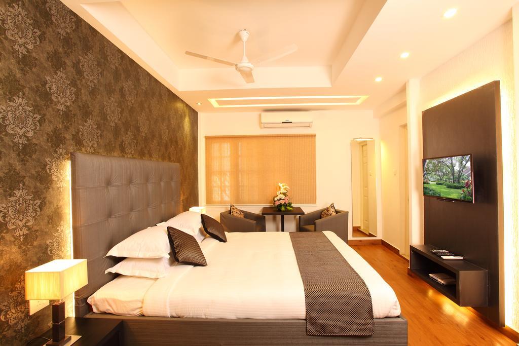 Hotel Luciya Palace Thrissur Ruang foto